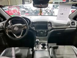 جیپ گراند شیرۆکی
